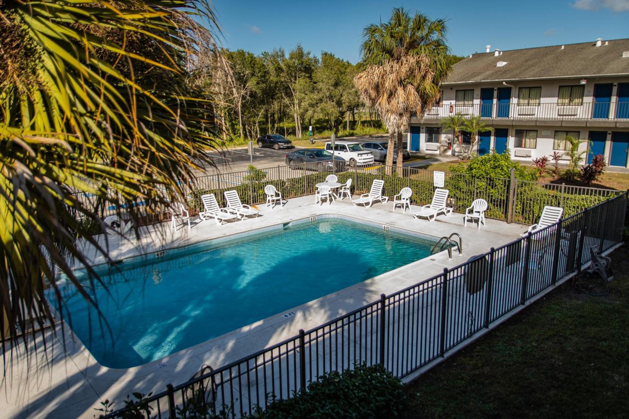 Motel 6-Ft. Pierce, Fl Форт Пиърс Екстериор снимка