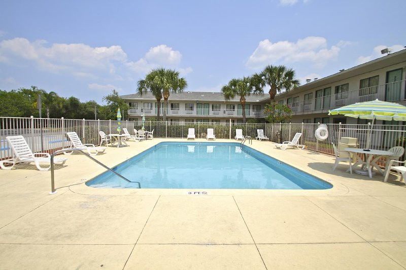 Motel 6-Ft. Pierce, Fl Форт Пиърс Екстериор снимка