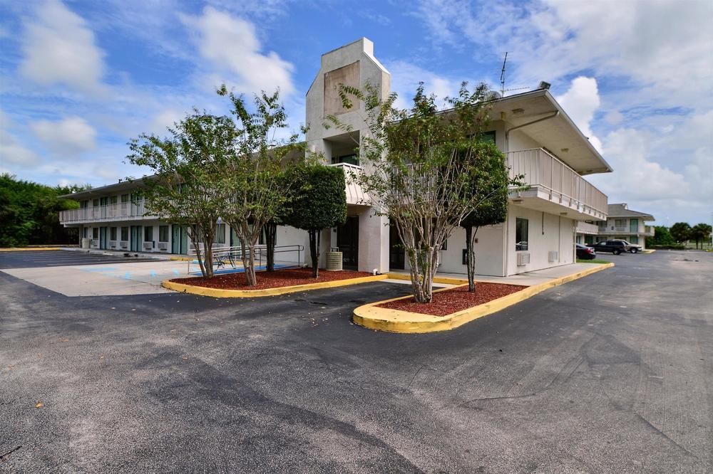 Motel 6-Ft. Pierce, Fl Форт Пиърс Екстериор снимка