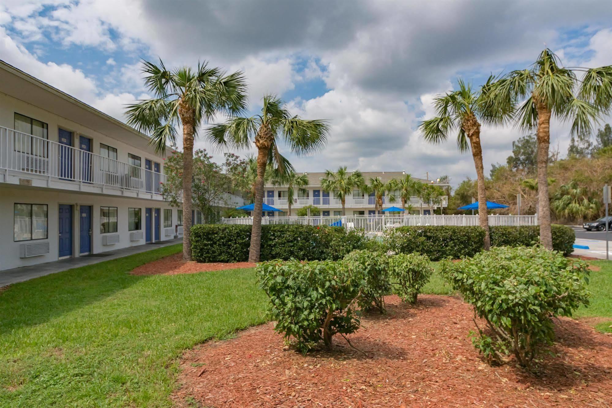 Motel 6-Ft. Pierce, Fl Форт Пиърс Екстериор снимка