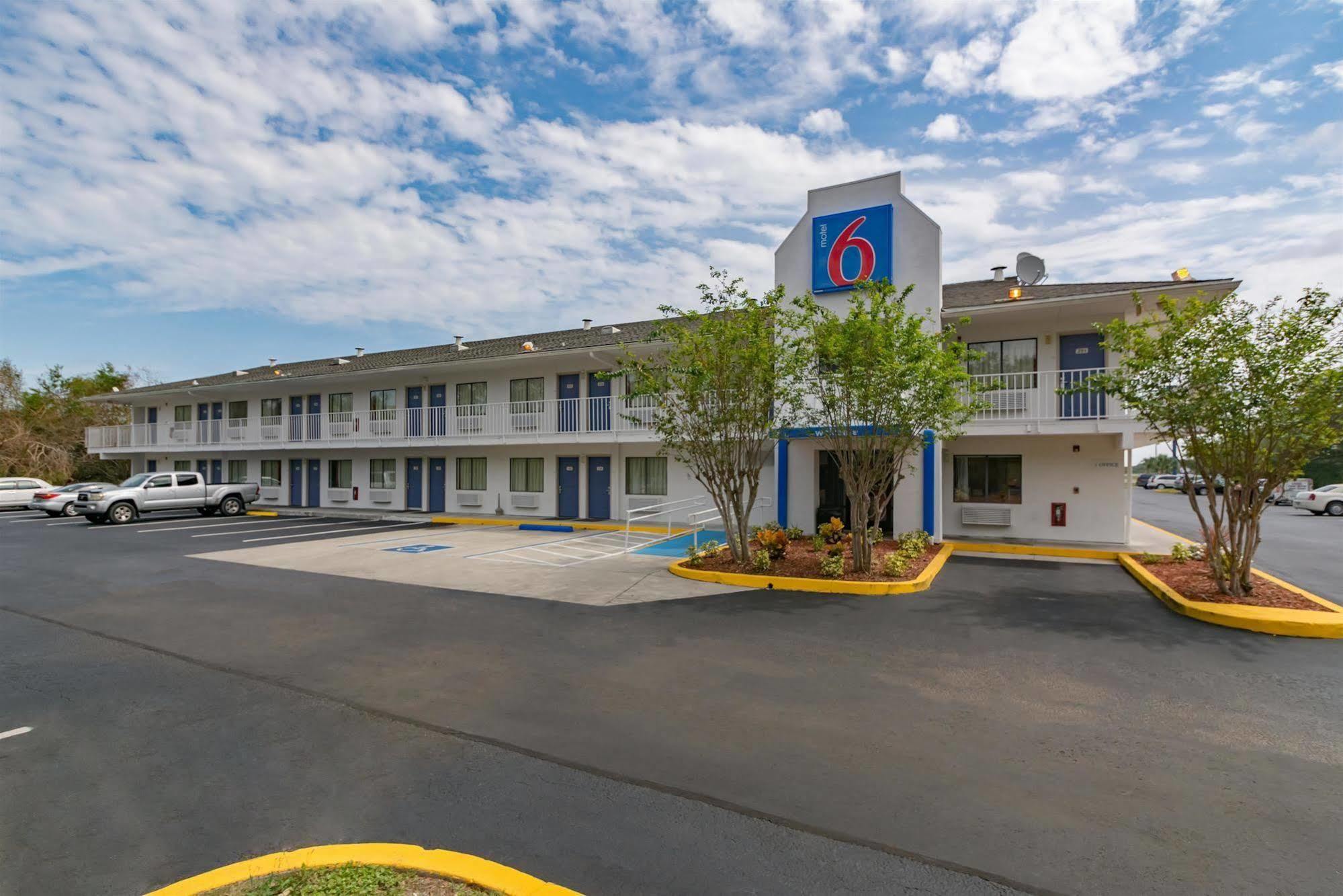 Motel 6-Ft. Pierce, Fl Форт Пиърс Екстериор снимка