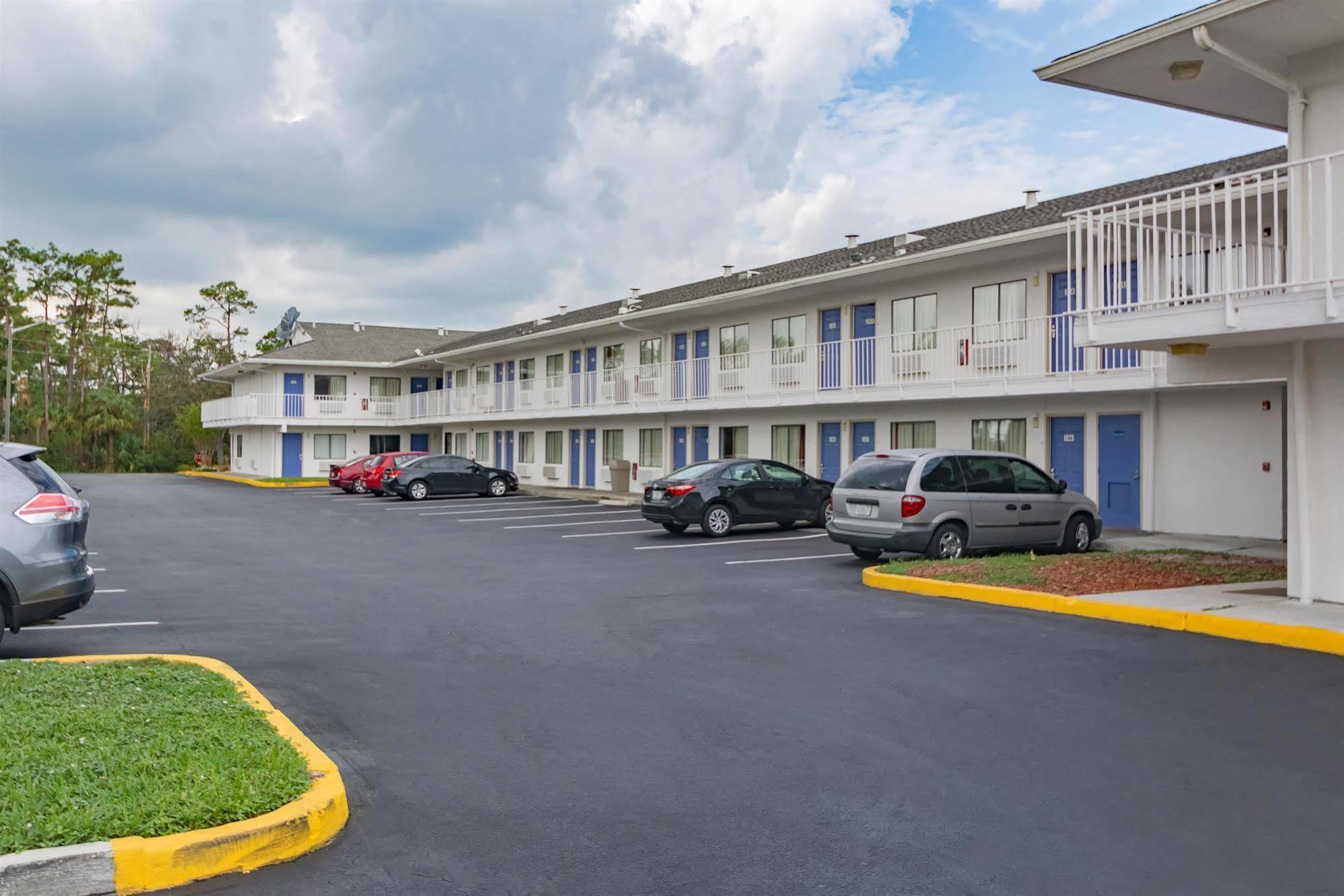 Motel 6-Ft. Pierce, Fl Форт Пиърс Екстериор снимка